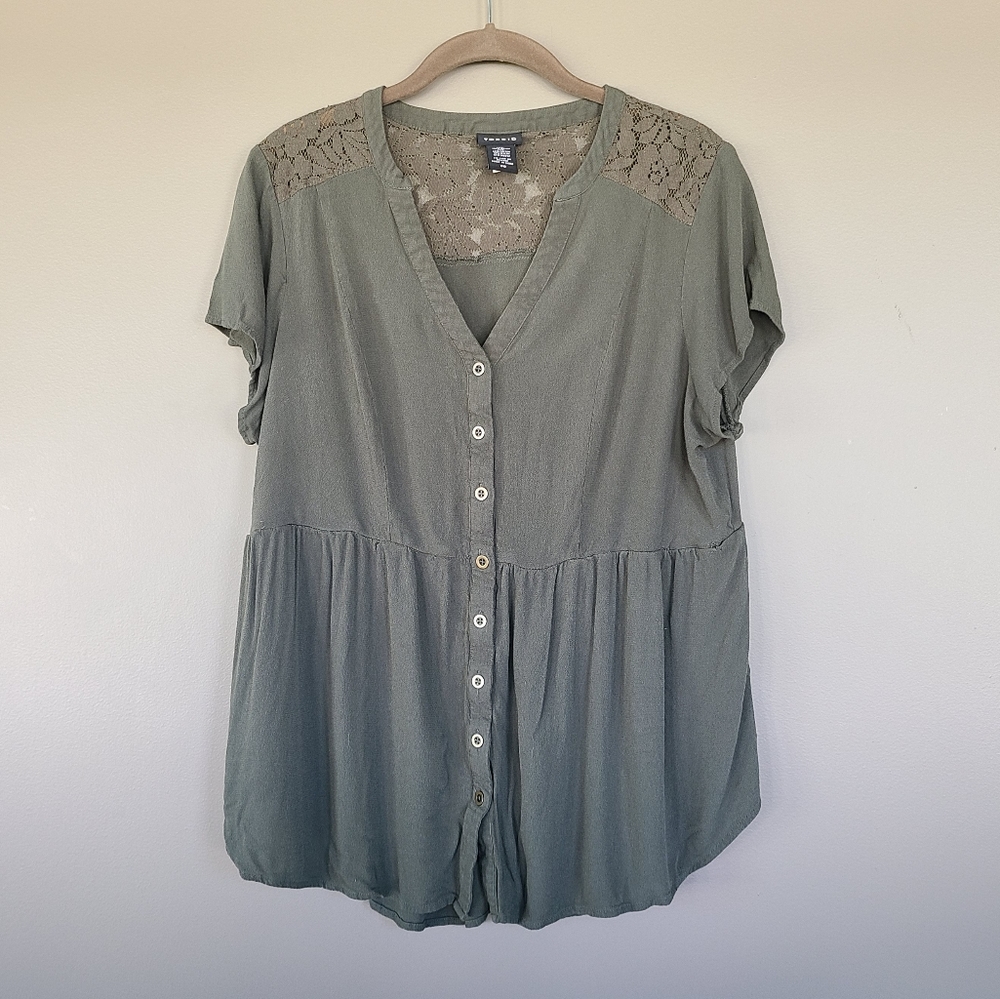 🎆Torrid | Olive lace Top